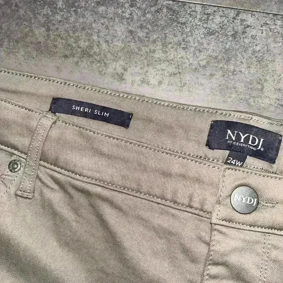 NYDJ Sheri Slim Jean Saddlewood Size - Picture 5 of 8